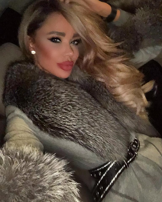 Bianca Drăgușanu, filmată cu iubitul unei cântărețe de la noi. Martorii le-au făcut poze când le-au văzut gesturile apropiate