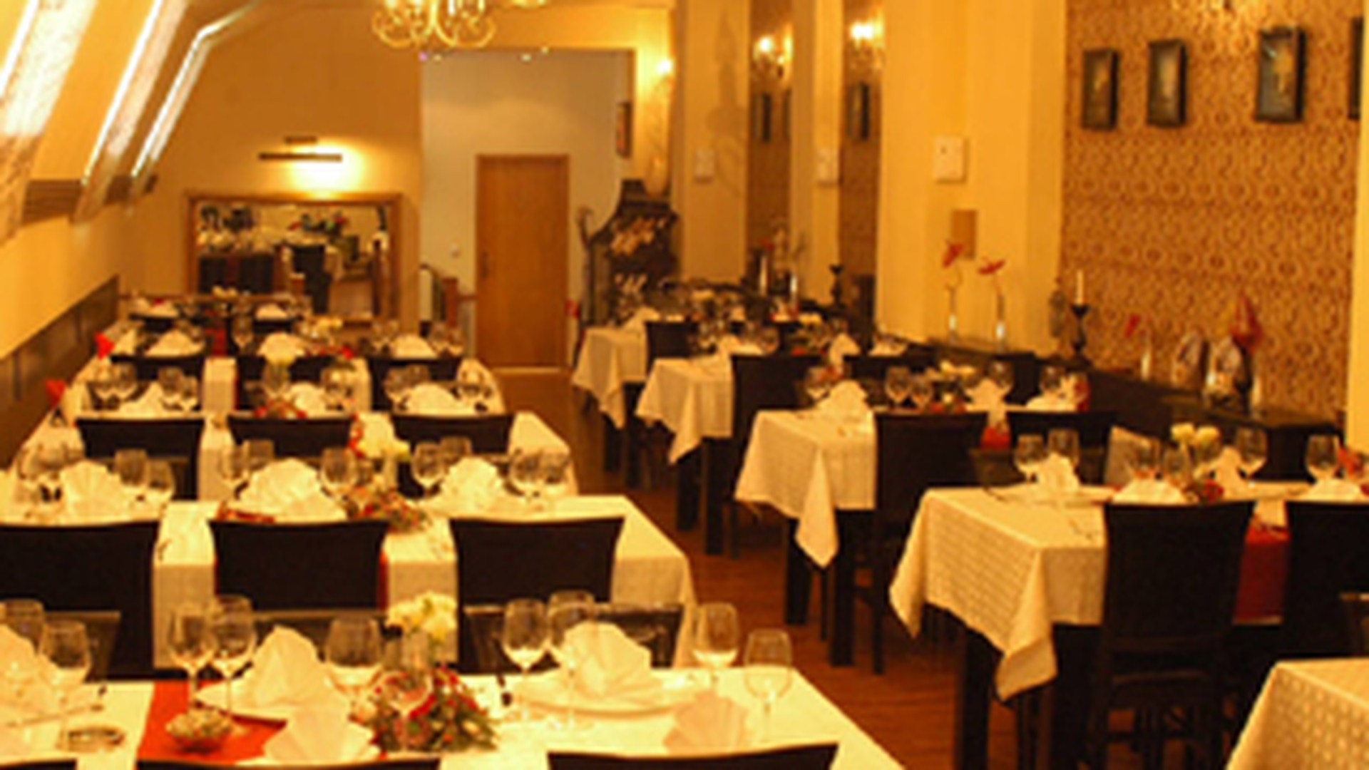 Un investitor a transformat casa lui Caragiale in restaurant!