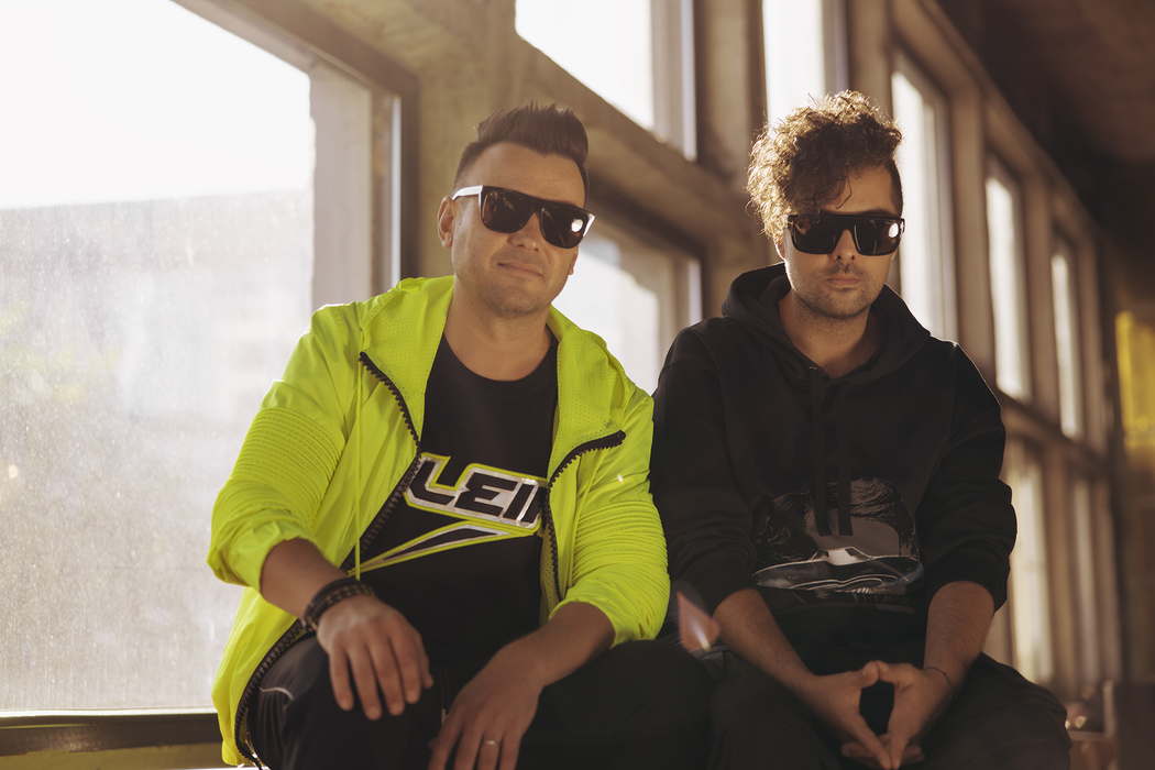 Muzica Fly Project a ajuns pe NETFLIX