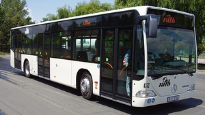 Istoria RATB in imagini! De la masini cu roti de lemn la “bolizi” Mercedes! Uite cum aratau primele autobuze!