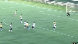 A dat GOL, insa A MURIT la doar cateva secunde! Ce s-a intamplat cu un fotbalist, chiar sub ochii suporterilor care il aplaudau
