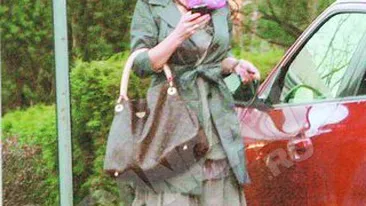 Fosta iubita a lui Adrian Cristea ii vrea banii