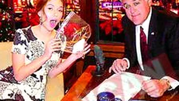 Isi vinde servetelul folosit