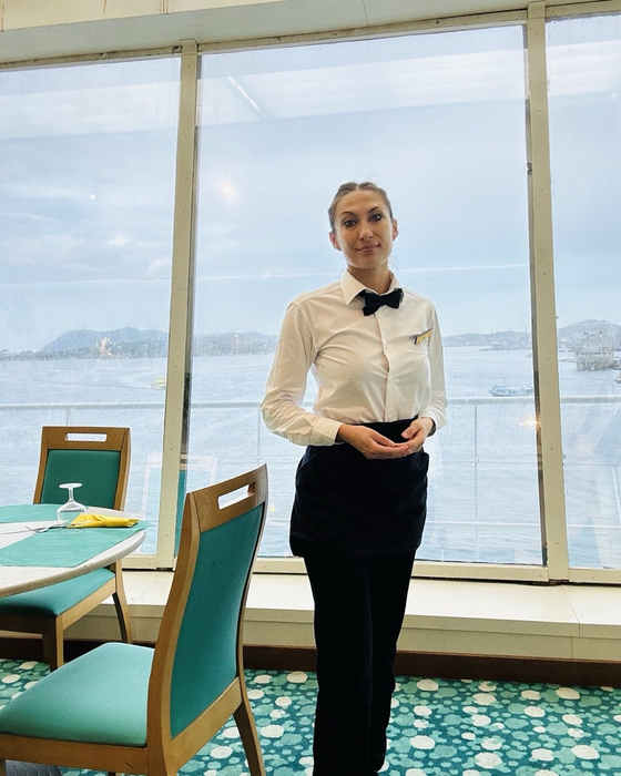 Sonia și soțul ei lucrează pe o navă de croazieră/ Sursa foto: Instagram