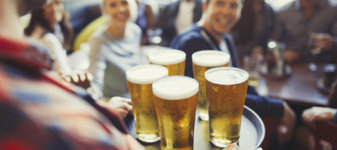 Bere, vin sau tărie? Un studiu realizat peste 340.000 de persoane arată ce tip de alcool e asociat cu cel mai mare risc de deces