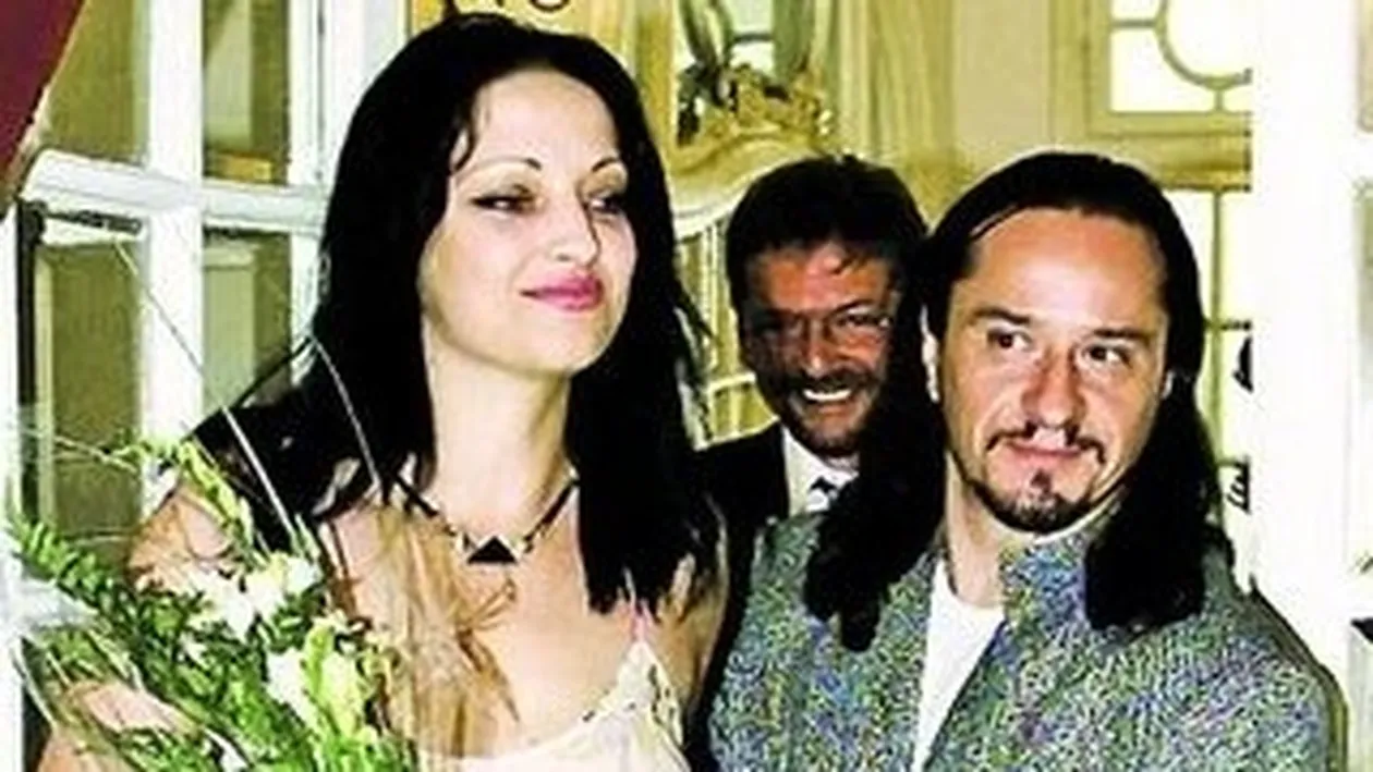 Andra Negulescu, sotia lui Claudiu Bleont, s-a temut de Nadine si a incercat sa-i inchida gura. I-a trimis un e-mail de amenintare