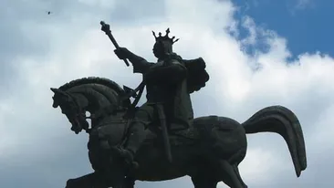 Asa ceva e de Stan si Bran! A intrebat-o cum il chema pe calul lui Stefan cel Mare si…