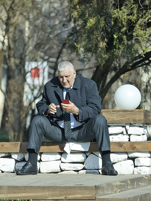 Rică Răducanu are, în continuare, probleme cu articulațiile