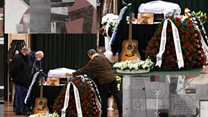 Imaginile durerii! Apropiații și admiratorii și-au luat adio de la ”Regele Folk-ului”