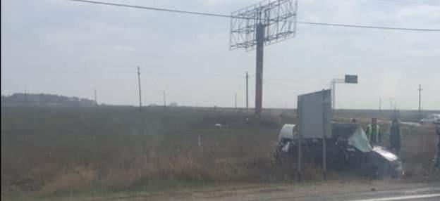 Accident înfiorător în apropiere de Craiova! Doi soți au murit, după ce mașina lor s-a izbit de un tir