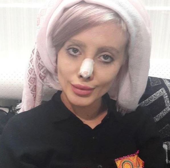 Angelina Jolie a Iranului a fost arestată pentru blasfemie și instigare la violență după mai multe postări pe Instagram
