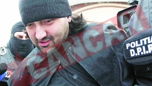 Consilier local, acuzat ca dirija o retea de crima organizata