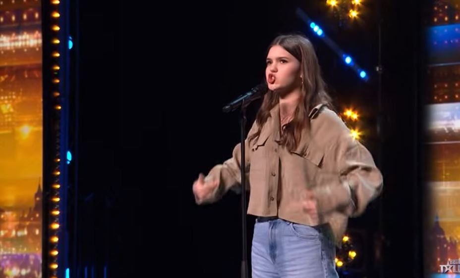 Maya Giotea a primit Golden Buzz la Britains`s Got talent/ sursă foto: social media
