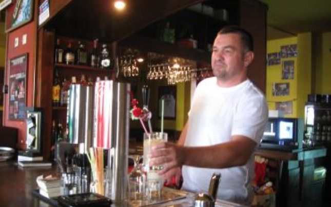 Leonard Doroftei e în culmea fericirii de când a primit un spaţiu pentru restaurant, de la Primăria Ploieşti: „Doresc să vin cu ceva nou!”