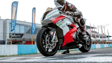 MOTOCILISM - Pilotul Daniel Onoriu îşi schimbă culoarea, dar nu şi năravul. Un nou design, acelaşi obiectiv 