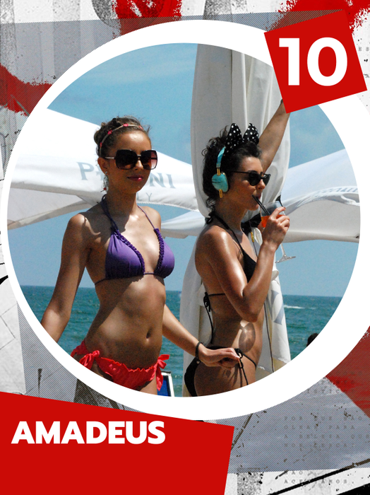 TOP 50 sexy-vedete care au încheiat 2025 în mare stil. Ramona Gabor, Roxana Ionescu și Daniela Crudu, pahare fără număr, restul e CANCAN