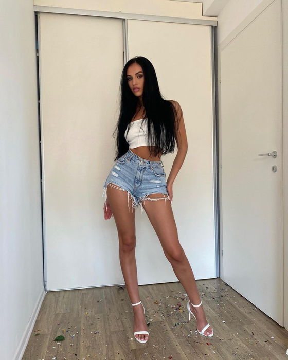 Gabriella Nastas a "intrat" în "Alb Negru" / (Sursa: Instagram)