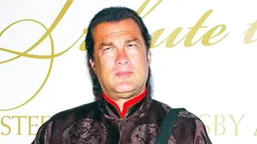 Seagal m-a vrut in patul lui