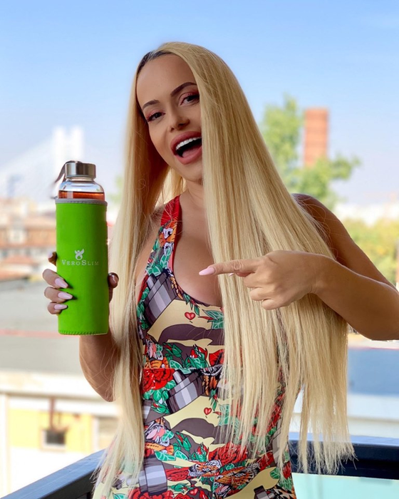 Fanii au rămas mască! Anda Adam, look de Barbie: ”Wow, cât semeni cu Nicky Minaj!”