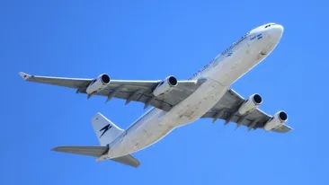 Alertă! Avion deturnat deasupra Europei. Nu se știe momentan câți pasageri se află la bord