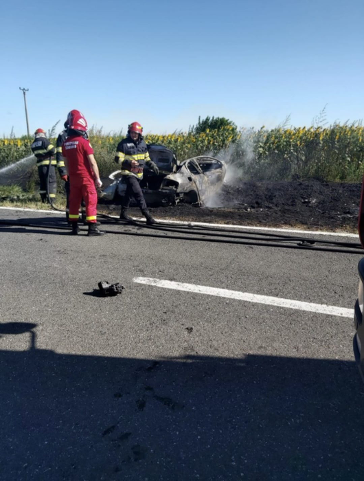 Tragedie în Teleorman! Doi șoferi au murit în urma unui accident violent. Traficul a fost blocat