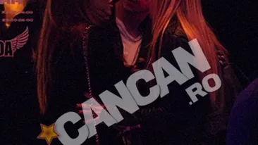 VIDEO Alex Piturca si Lexi, dragoste cu nabadai! O tine tot intr-o vrajeala si o invita sa se uite la… slitul lui