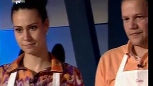 Gabi Godeanu este amantul "Casnicei de la MasterChef"? Vezi daca si-a inselat cu el sotul in emisiune!