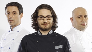 Politia, in platoul show-ului MasterChef! Vezi ce s-a intamplat la cea mai tare emisiune culinara si cum au reactionat Chefii