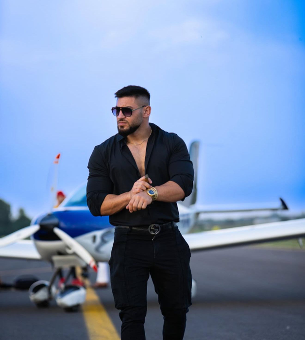 Bogdan Mocanu și-a securizat locul la emisiunea Burlacii de la Pro TV. sursa - social media