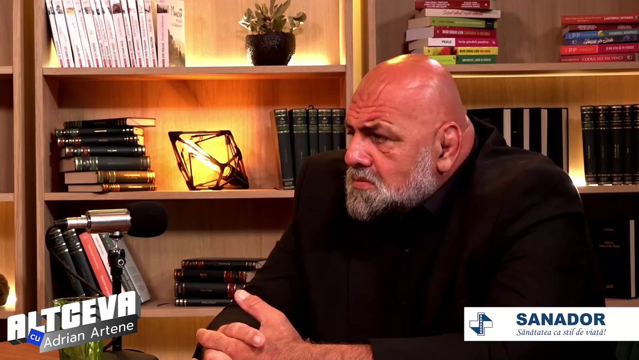 Tudor Constantin a făcut mărturisiri emoționante în cadrul podcastului "ALTCEVA cu Adrian Artene" (Foto: captură video)