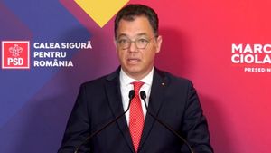 Radu Oprea: „Această perioadă, o OPORTUNITATE pentru industria națională de apărare/ Am semnat dezvoltarea primei drone românești”