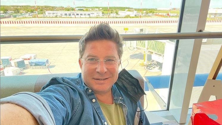Ce spune Pavel Bartoș despre viața de familie. Prezentatorul TV și Anca sunt căsătoriți de 18 ani! Ce cariere și-ar dori să urmeze fiicele sale