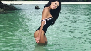 Anna Roman, ședință foto topless! Imagini interzise cardiacilor