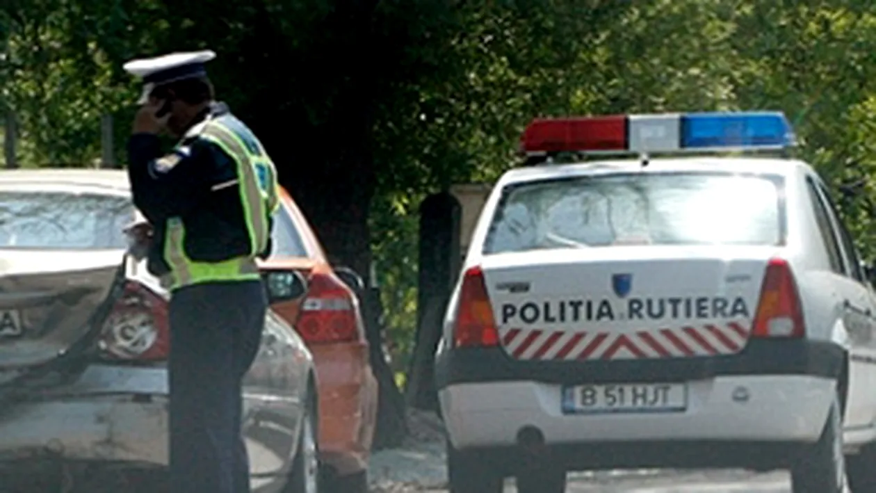 Doi politisti au murit intr-un accident rutier pe DN11