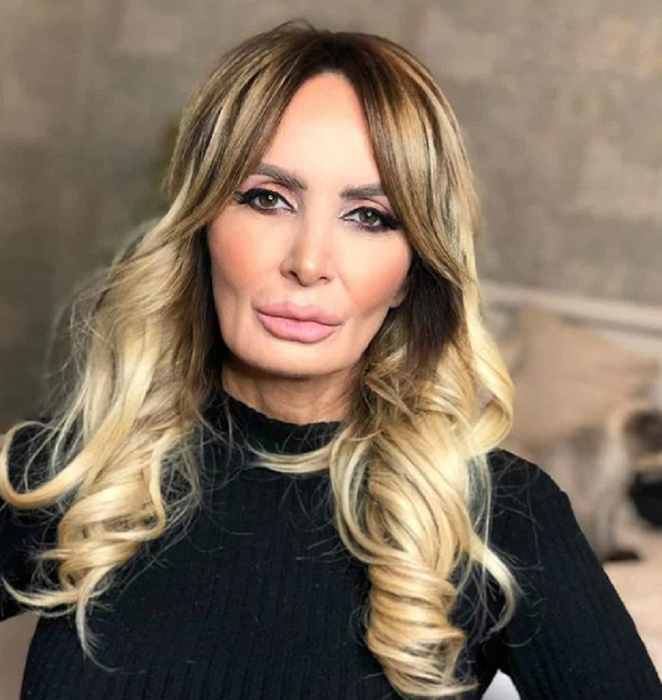 Daniela Gyorfi, nu te mai recunoaștem! Spui că nu te-ai operat, dar imaginile te dau în fapt