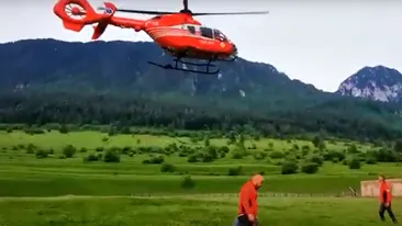 Un turist a fost găsit mort în masivul Piatra Craiului. Salvamontiștii au chemat un elicopter SMURD