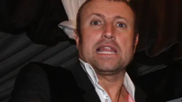 Scandalul ia proportii!