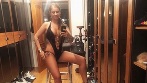 Anamaria Prodan și-a cumpărat telefon de 10.000 de EURO. Cum arată