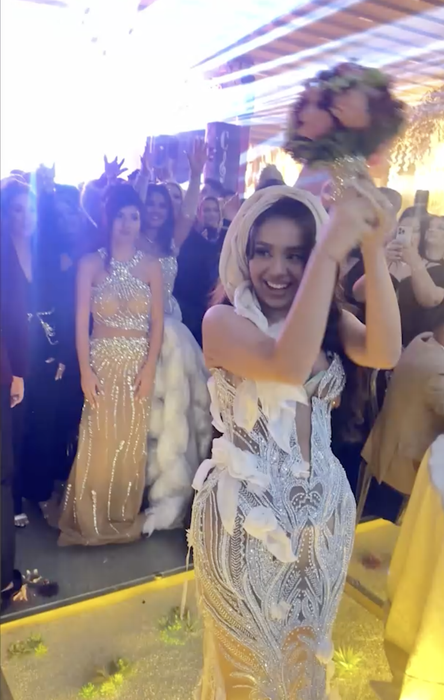 Surpriză totală la nunta fiului lui Costel Biju! Lambada a prins buchetul miresei