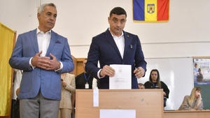 Unde a reușit George Simion să o învingă pe Elena Lasconi. Câți alegători au votat-o pe candidata USR aici