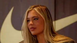 Cea mai frumoasă sportivă din lume a renunțat la haine și a stârnit reacții în rândul fanilor: „Cel mai tare trup de pe planetă”