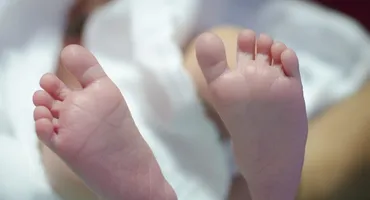 Tragedie la un spital din Gorj: bebeluș decedat la 18 ore după naștere