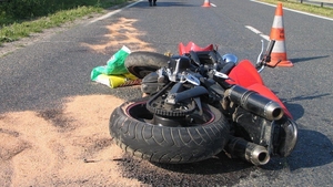 Aproape de tragedie chiar în ziua de Paște! Un motociclist din Pitești se zbate între viață și moarte