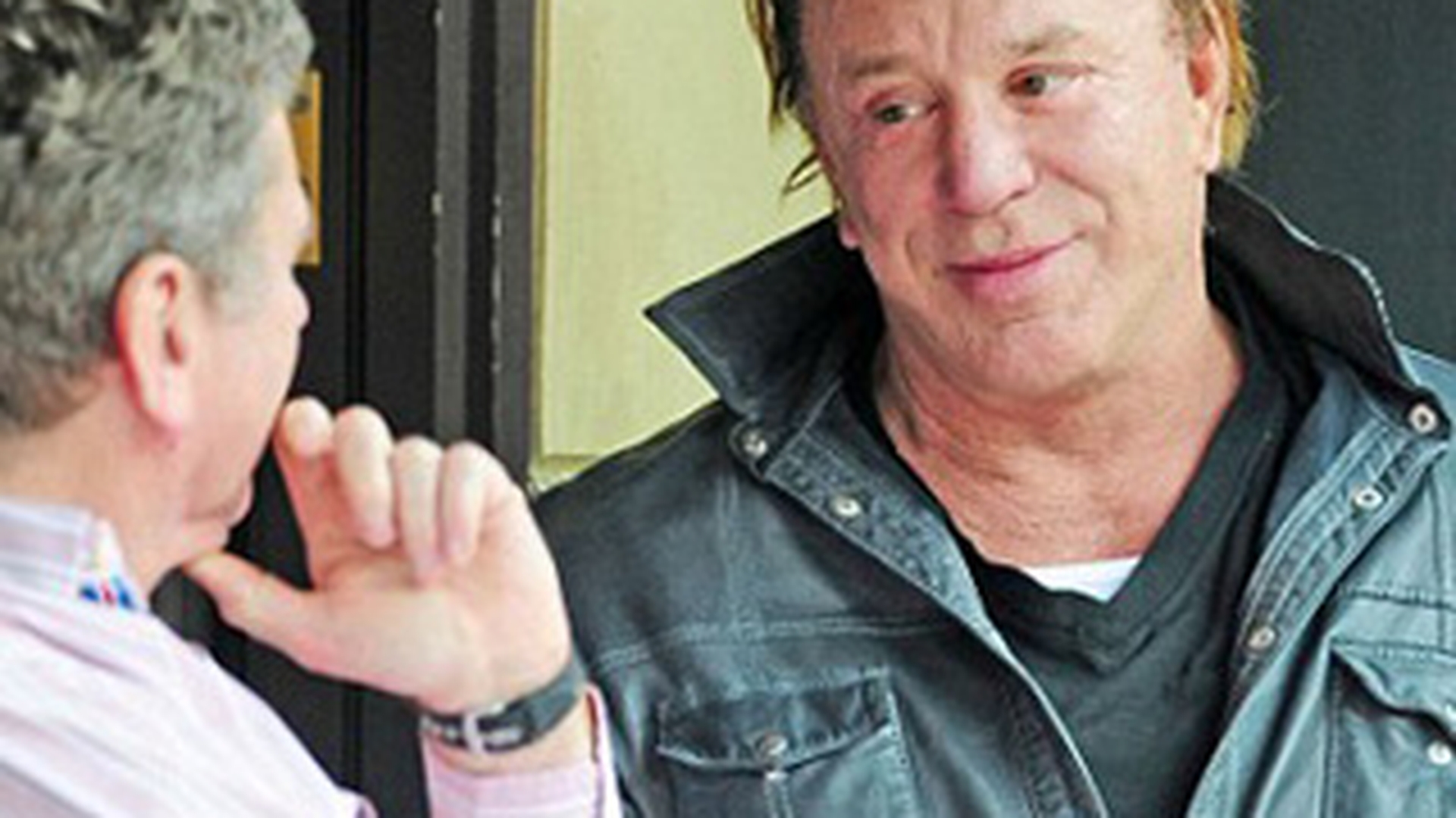 Il recunoasteti? Pe vremuri cuceritor la Hollywood, azi o palida umbra a megastarului de altadata...