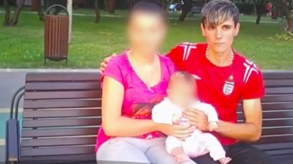 El este bărbatul din București care și-a înjunghiat iubita, iar apoi s-a sinucis!
