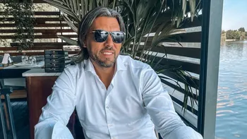 Ce mănâncă Adi Vasile la Survivor de Paște, în timp ce concurenții se chinuie cu orez și cocos. Preparatele surpriză