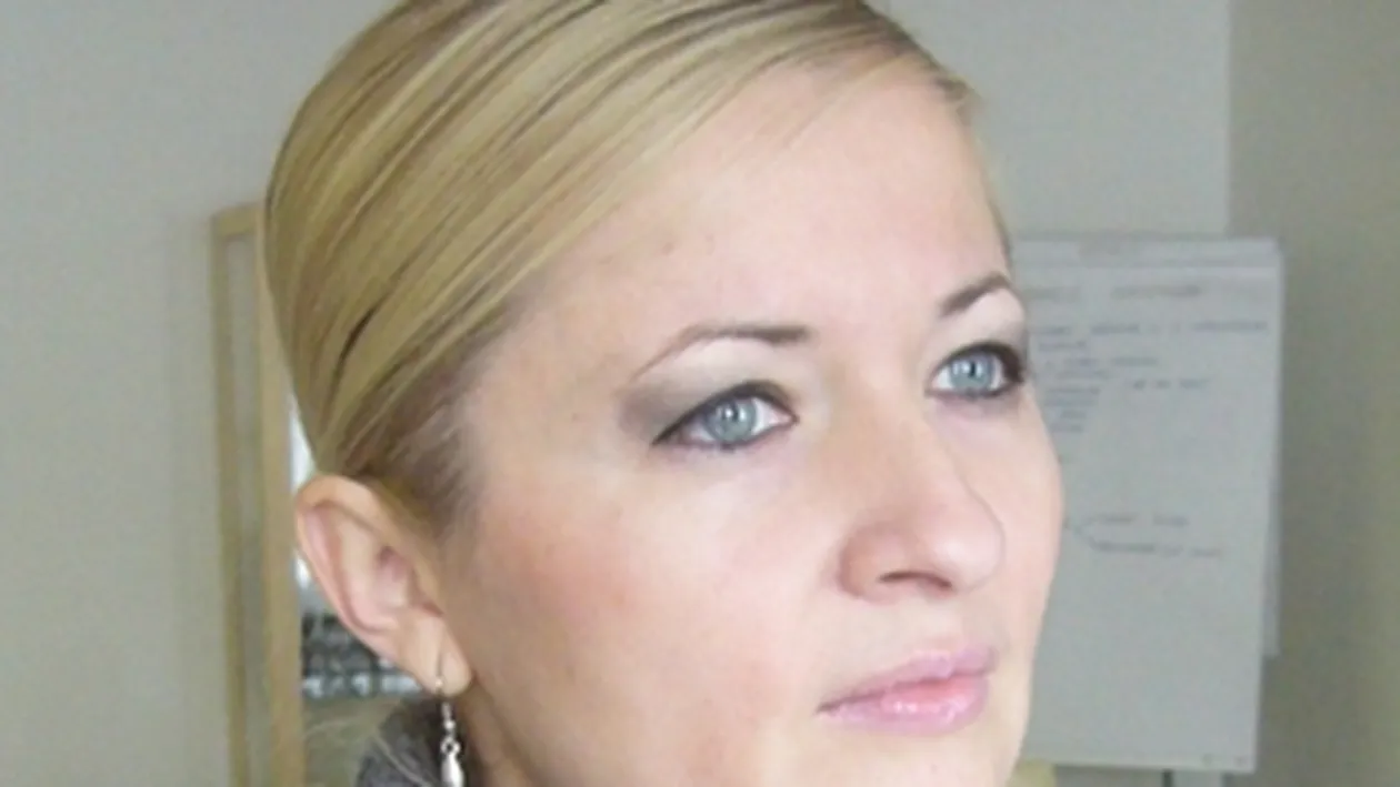 Varfurile de manichiura frantuzeasca, o noua tehnica folosita in saloane