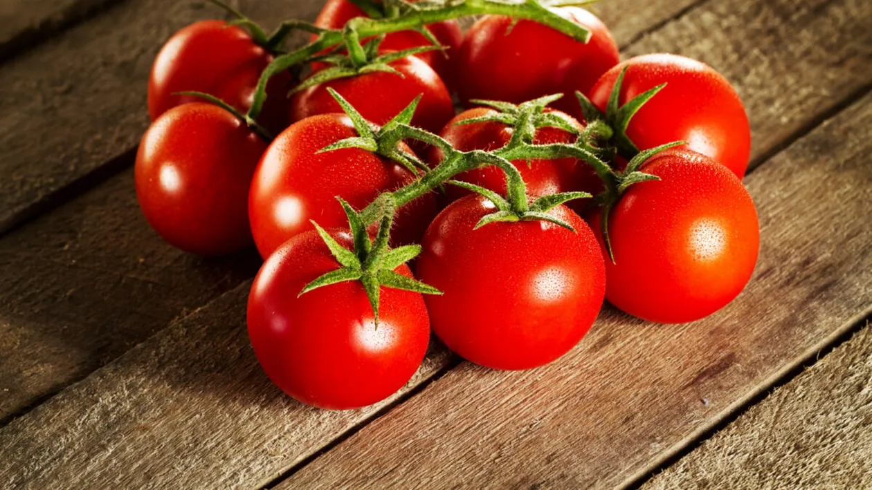 Preț exploziv la roșii în 2026. Cât a ajuns să coste un kilogram înainte de Paște