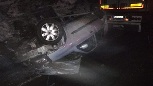 Accident teribil în Sibiu între 2 TIR-uri şi 2 mașini. Doi oameni au fost răniţi, iar traficul e blocat