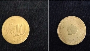 Ireal! La ce preț se vinde în 2023, pe OLX, o monedă de 10 cenți din anul 2000